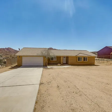 Joshua Tree Home With Fire Pit About 4 Mi To Natl Park! Exterior photo